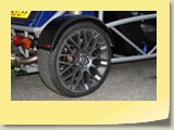 Momo 17" wheels looking very tasty